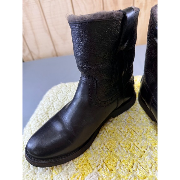 FRYE Black Leather Fur Lined Winter Boots Women Size 7.5 M solid leather w/issue - Picture 2 of 16